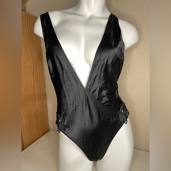 Victoria's Secret Other - Victoria’s Secret Bodysuit Very Sexy Bodysuit VS Lingerie VS Dragon Teddy 🆕🌙 🐉